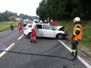 Verkehrsunfall-B145-Wiesen